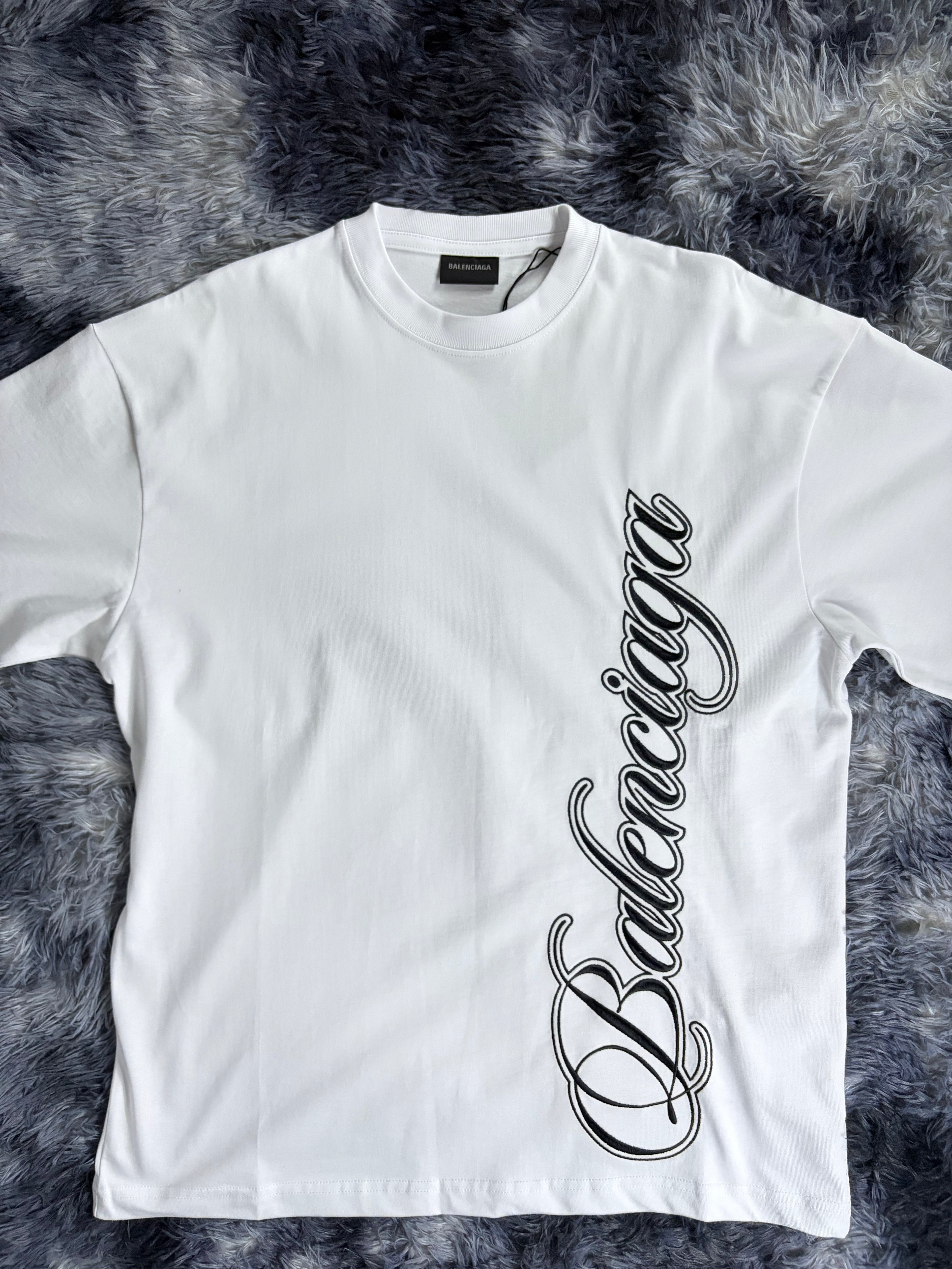 Camiseta Balenciaga Premium